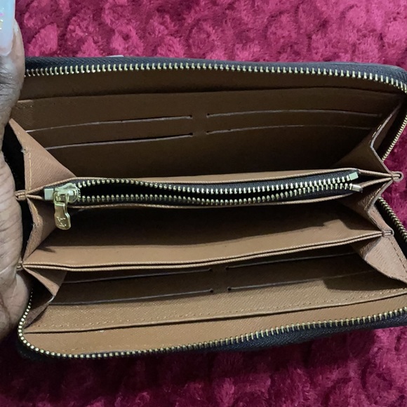 Great condition, worn once - Picture 2 of 5